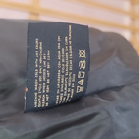 BIG CHILL black faux fur vest size large faux leather - Picture 13 of 14